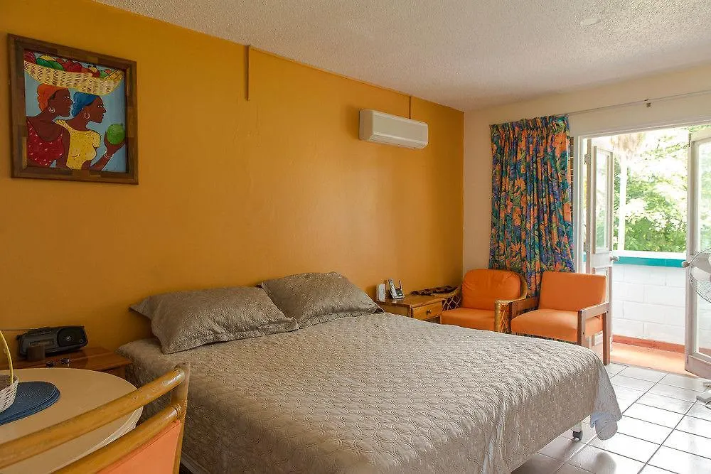 Apartment Sea Breeze Beach Studio - Negril