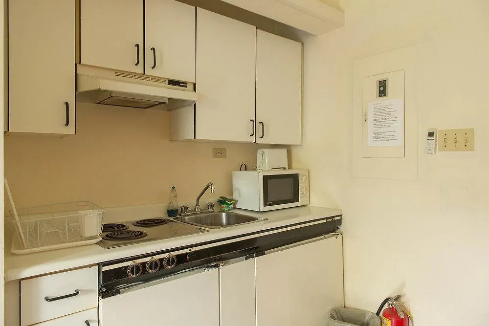 Sea Breeze Beach Studio - Negril Apartment